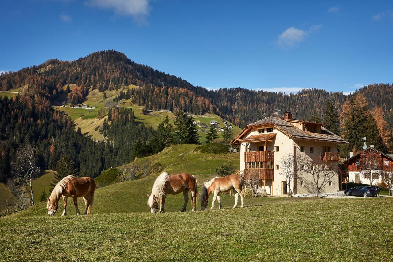 Sotciastel Antico Chalet Badia  Eksteriør billede