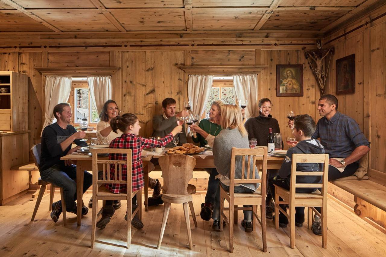 Sotciastel Antico Chalet Badia  Eksteriør billede