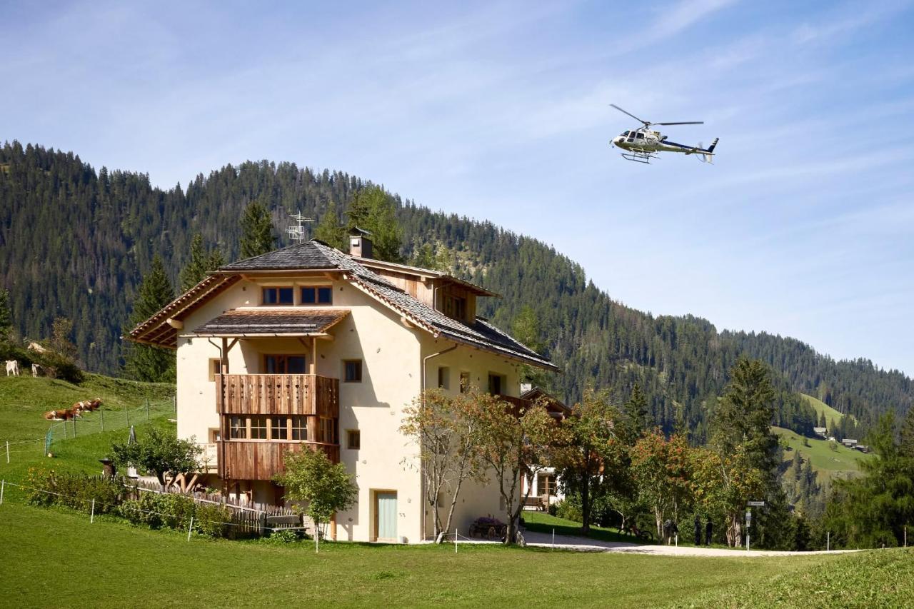 Sotciastel Antico Chalet Badia  Eksteriør billede